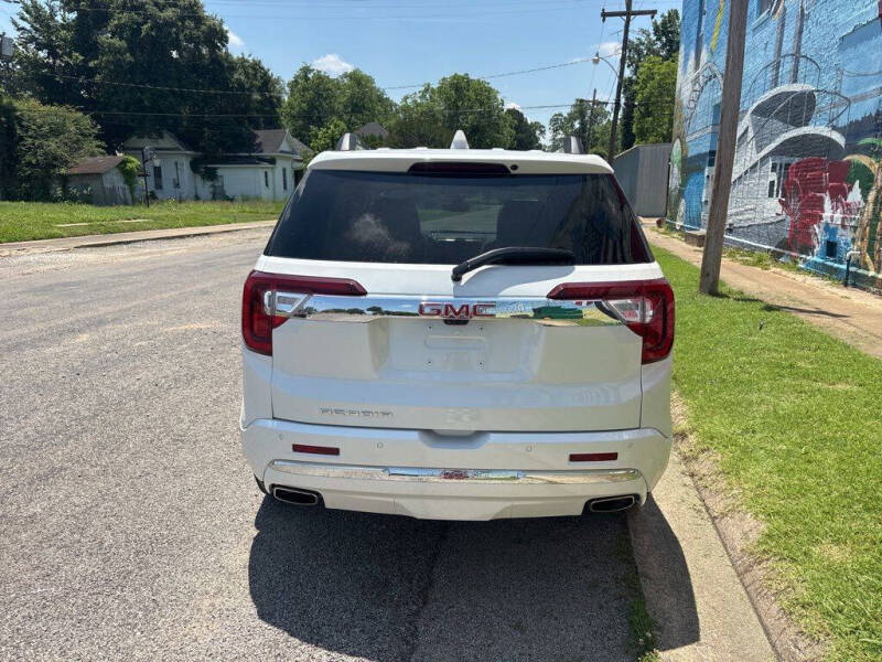 2021 GMC Acadia Denali