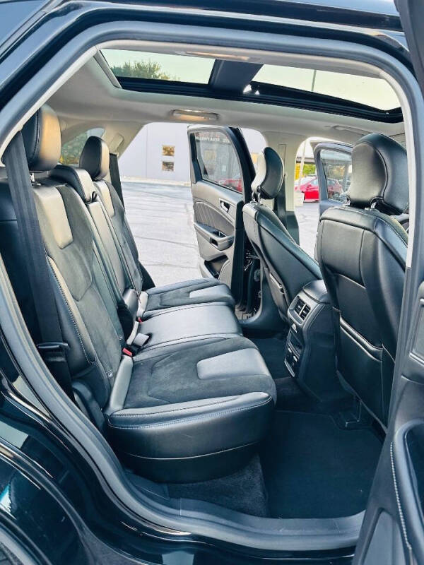 2016 Ford Edge Sport