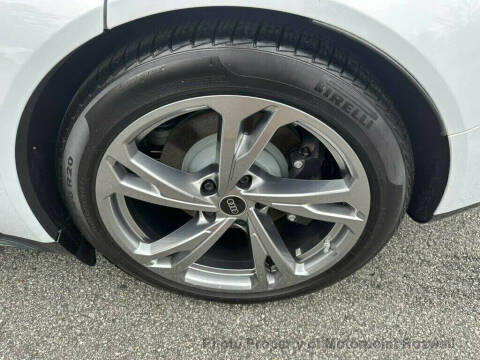 2023 Audi e-tron GT quattro Premium Plus