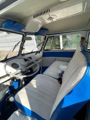 1974 Volkswagen Bus