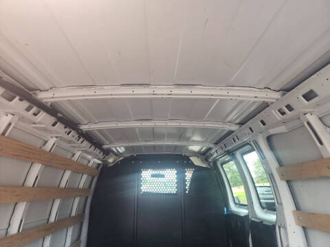 2023 GMC Savana 2500