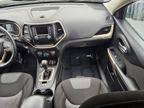 2018 Jeep Cherokee Latitude