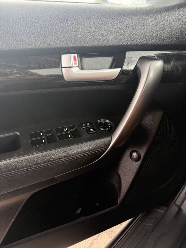 2014 Kia Sorento LX