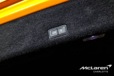 2023 Lamborghini Urus S