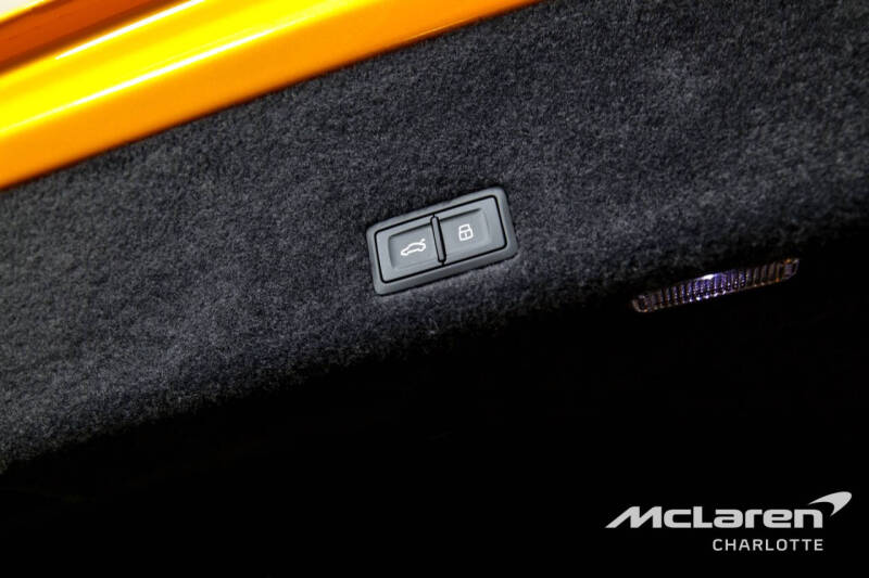 2023 Lamborghini Urus S