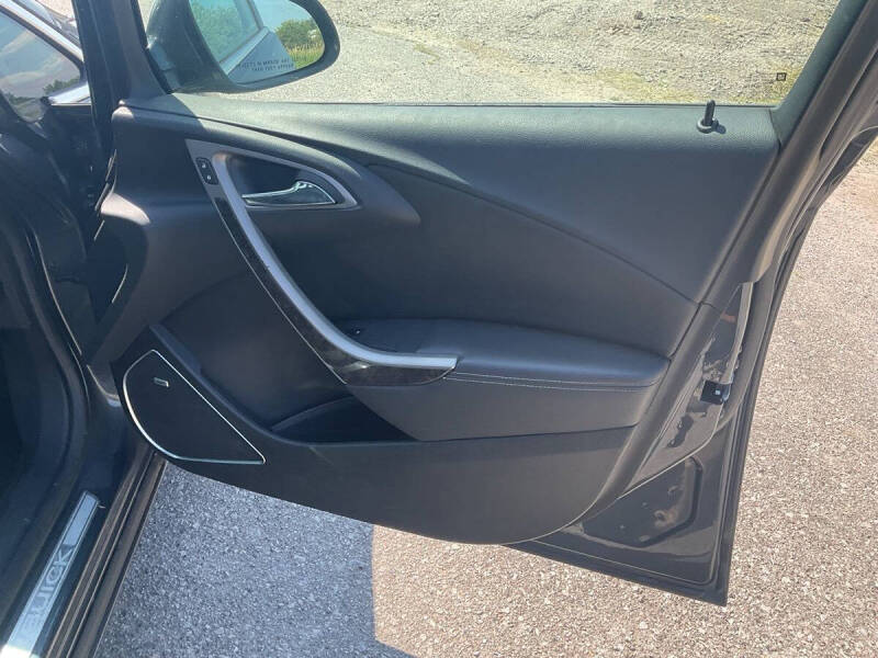 2013 Buick Verano Leather Group
