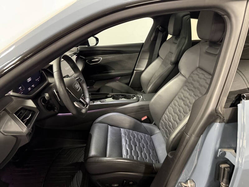 2022 Audi e-tron GT quattro Prestige