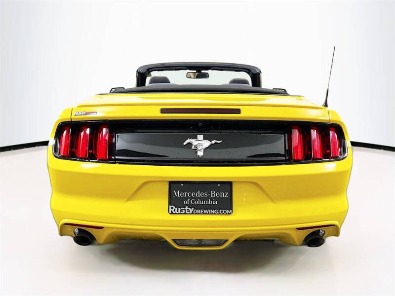 2016 Ford Mustang V6