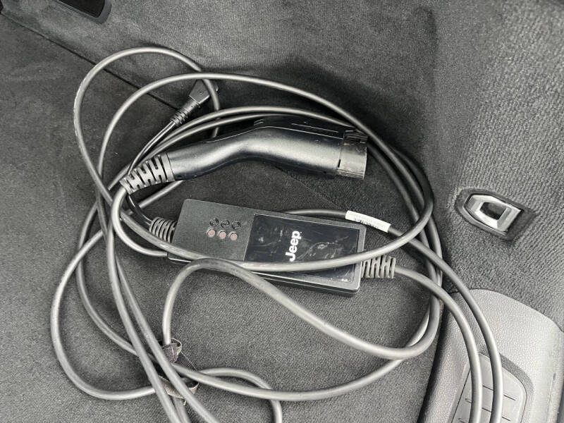 2022 Jeep Grand Cherokee Trailhawk 4xe