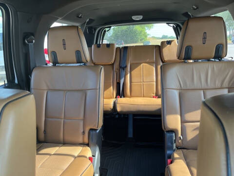 2012 Lincoln Navigator L