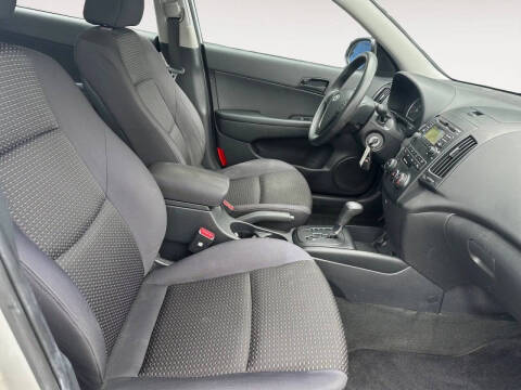 2011 Hyundai Elantra Touring GLS