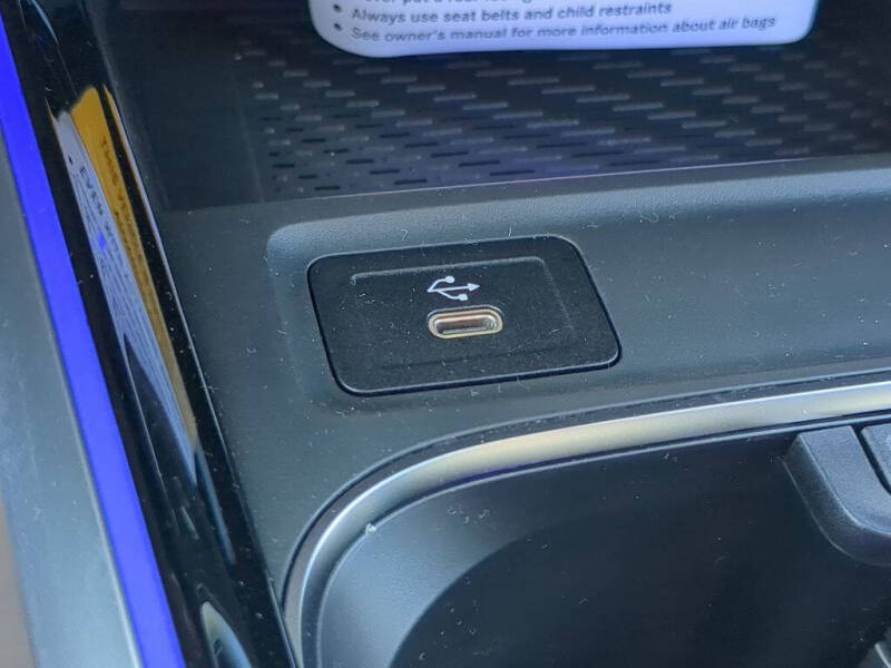 2025 Mercedes-Benz GLB GLB 250