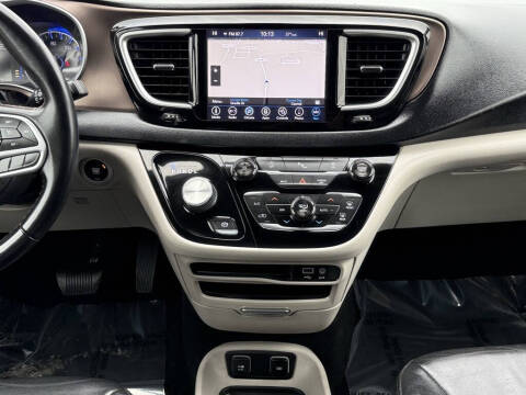 2018 Chrysler Pacifica Touring L