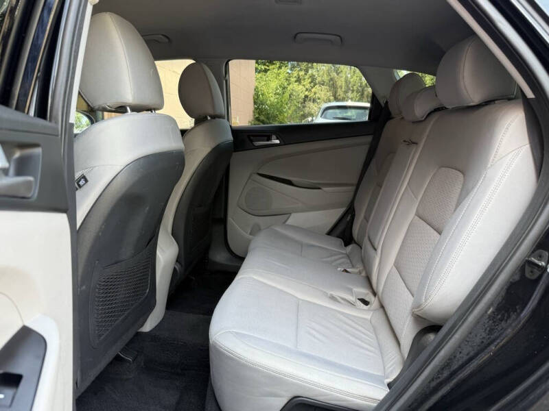 2019 Hyundai Tucson SE