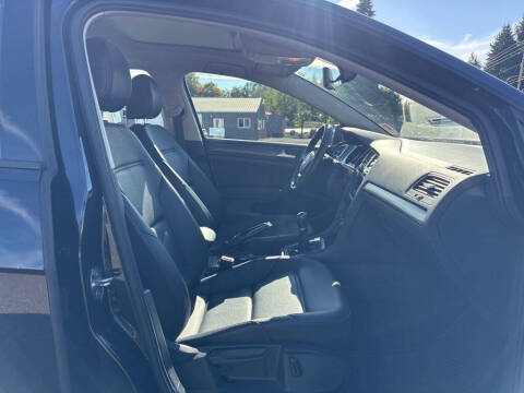 2020 Volkswagen Golf TSI