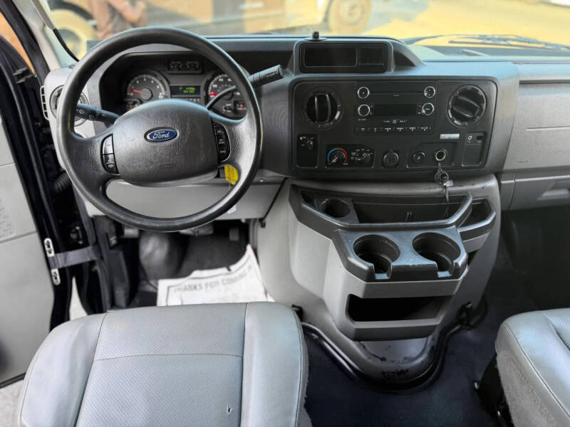 2014 Ford E-Series E-150