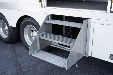 2018 International DuraStar 4400
