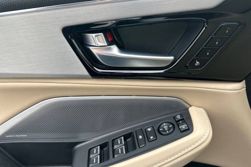 2025 Acura MDX SH-AWD w/Tech