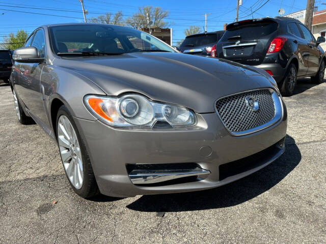 2009 Jaguar XF for sale at Kelly Auto Group in Cleveland, OH