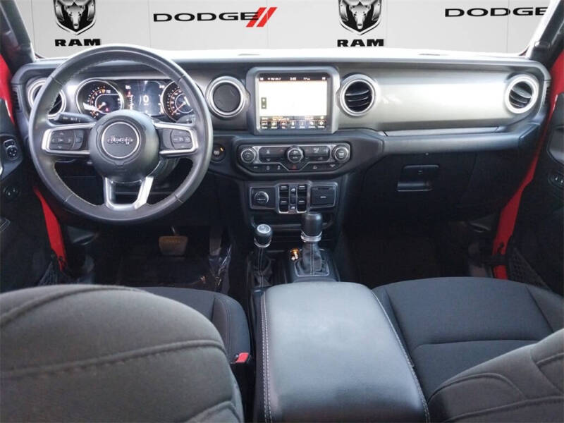 2023 Jeep Gladiator Overland