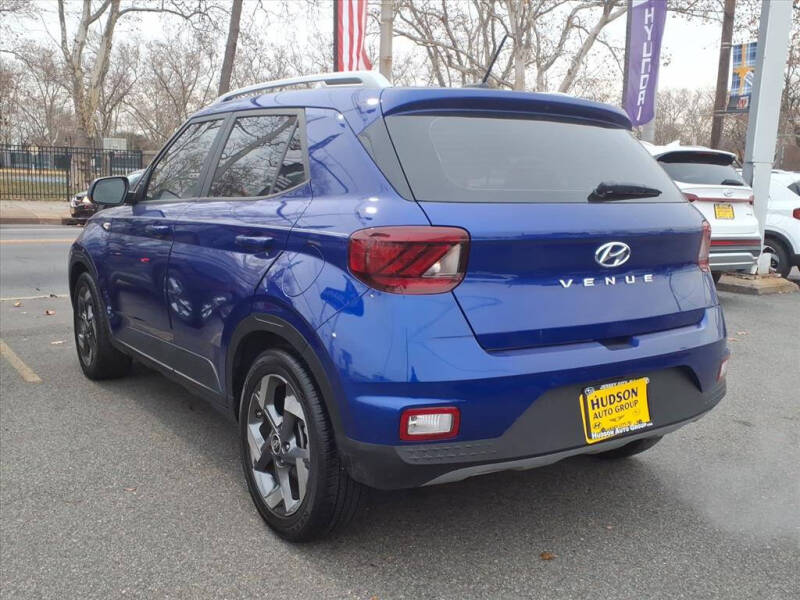 2024 Hyundai Venue Limited