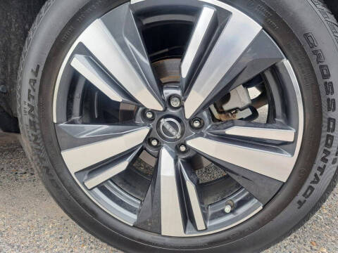 2024 Nissan Rogue SL