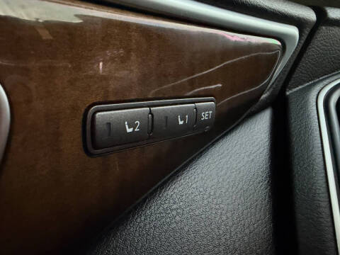 2015 Infiniti Q50 Sport