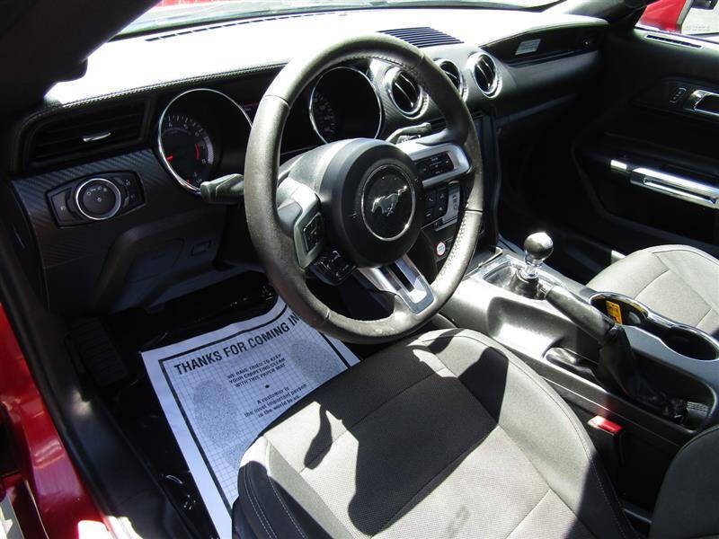 2015 Ford Mustang V6