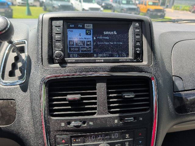 2012 Dodge Grand Caravan Crew
