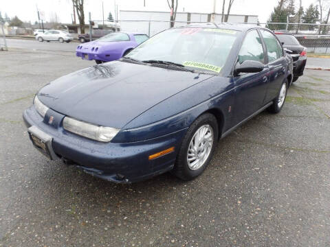 1999 Saturn S-Series for sale at Gold Key Motors in Centralia WA