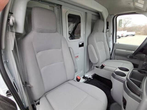 2025 Ford E-Series