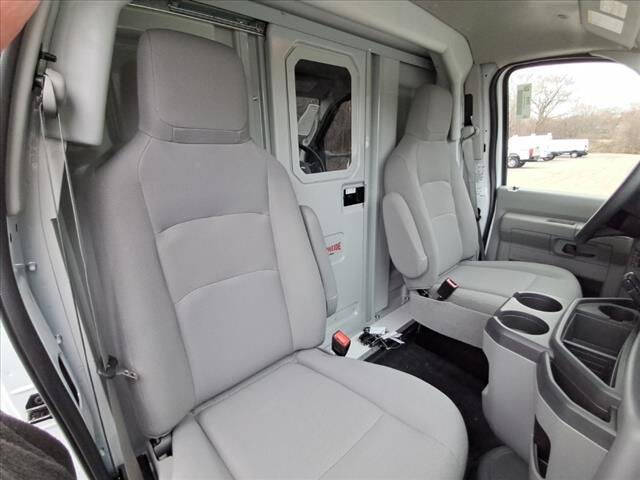 2025 Ford E-Series