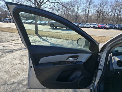 2013 Chevrolet Cruze LS Auto