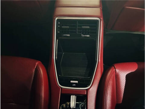 2018 Porsche Panamera