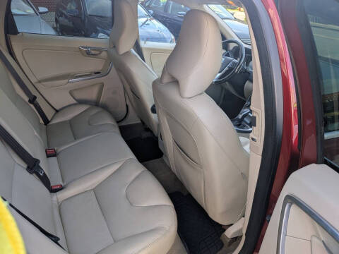 2015 Volvo XC60 T6