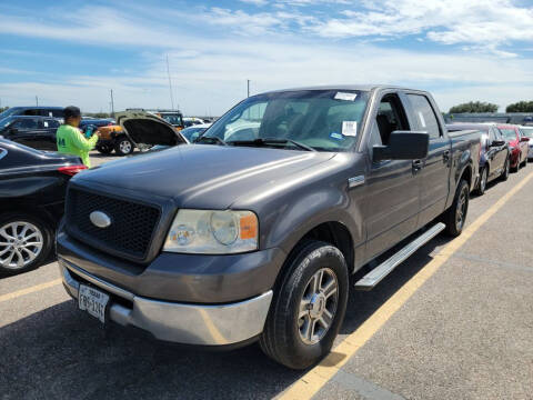 2006 Ford F-150 for sale at KM Motors LLC in Houston TX