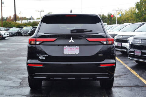 2023 Mitsubishi Outlander Black Edition