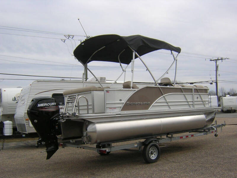 2019 Berkshire 19 CL STS