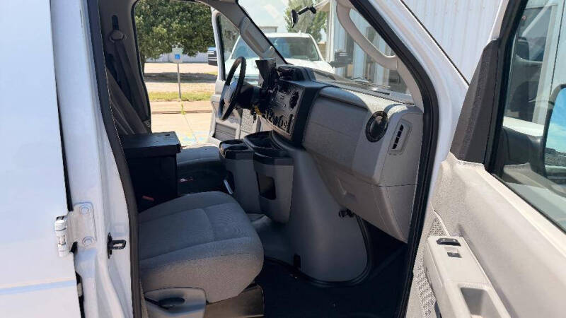 2014 Ford E-Series E-150