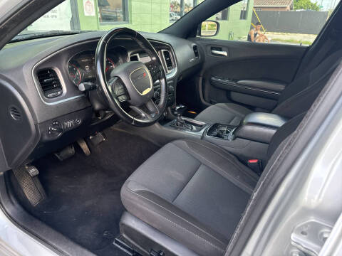 2020 Dodge Charger SXT