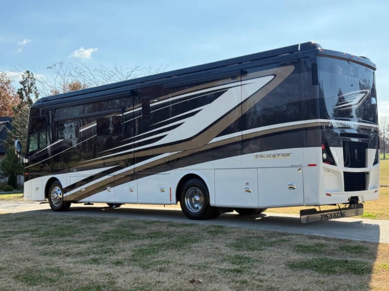 2023 Tiffin Phaeton