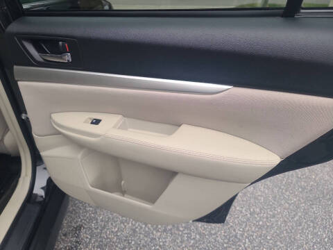 2013 Subaru Outback 2.5i Premium