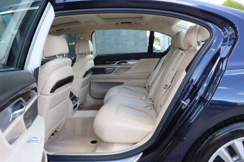 2016 BMW 7 Series 750i