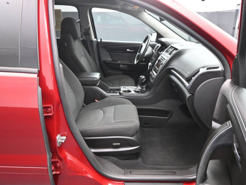 2013 GMC Acadia SLE-2