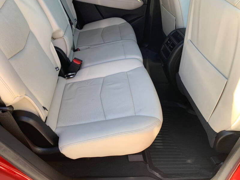 2023 Cadillac XT5 Sport