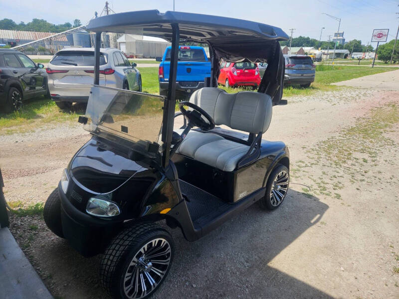 2020 E-Z-GO RXV Lithium