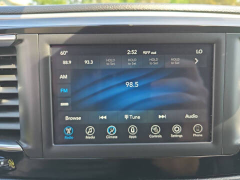 2020 Chrysler Pacifica Touring