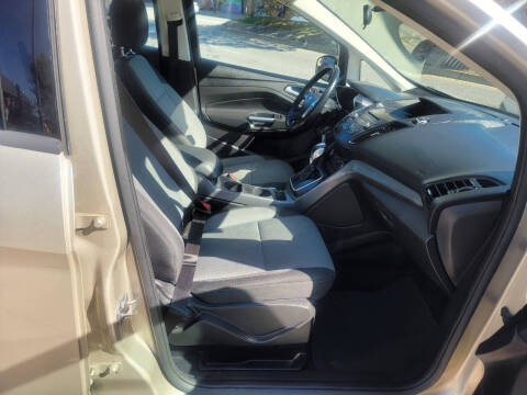 2017 Ford C-MAX Energi SE