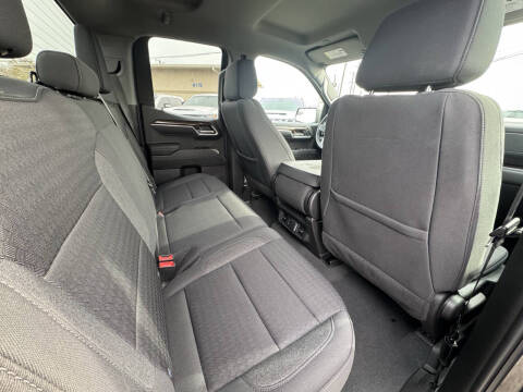 2023 GMC Sierra 1500 Elevation Standard