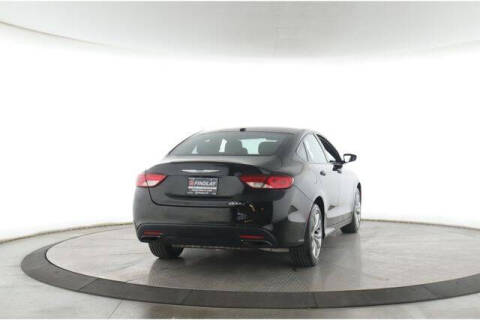 2016 Chrysler 200 S